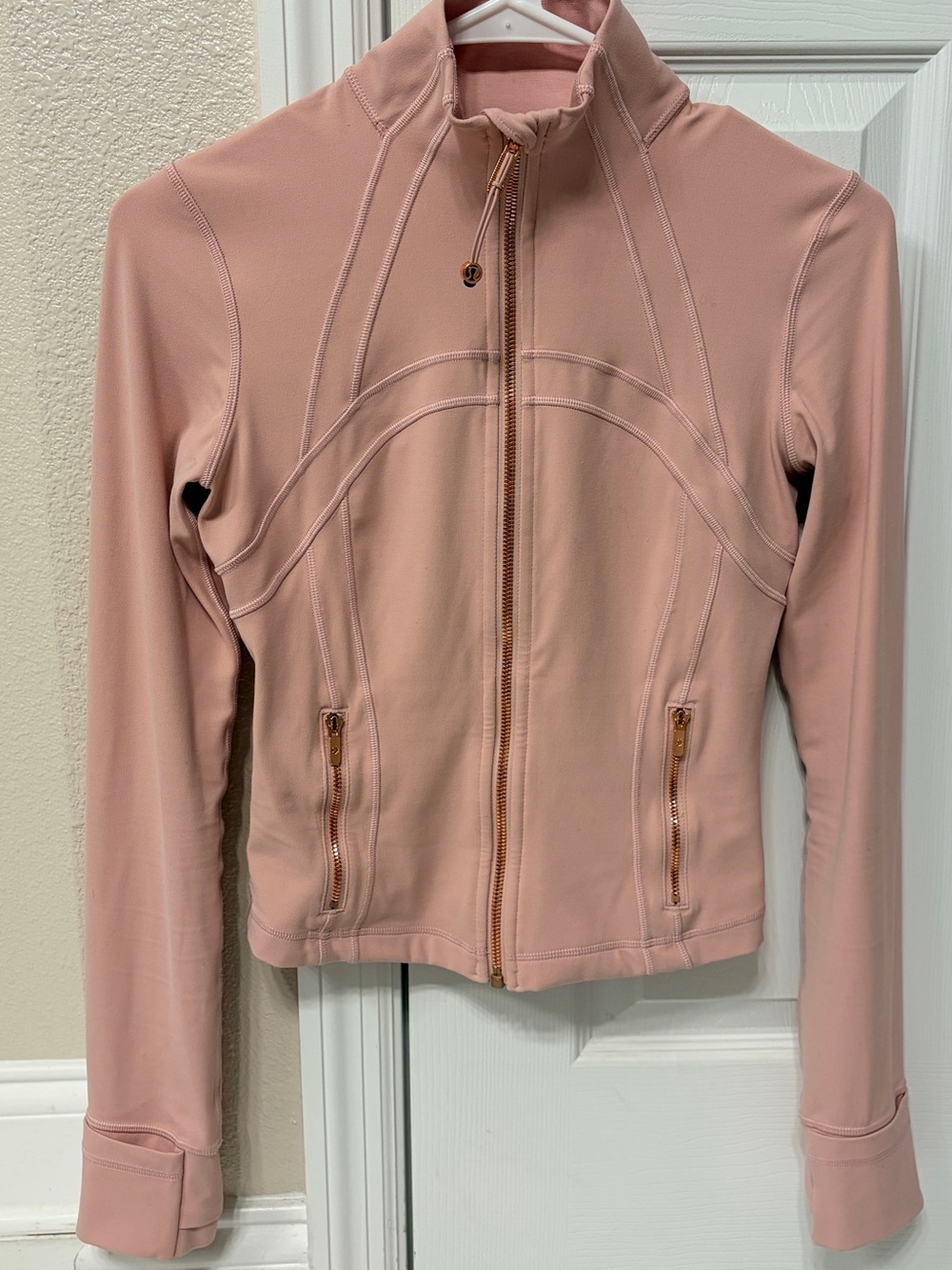 Lululemon Cropped Define Pink Haze Rose Gold